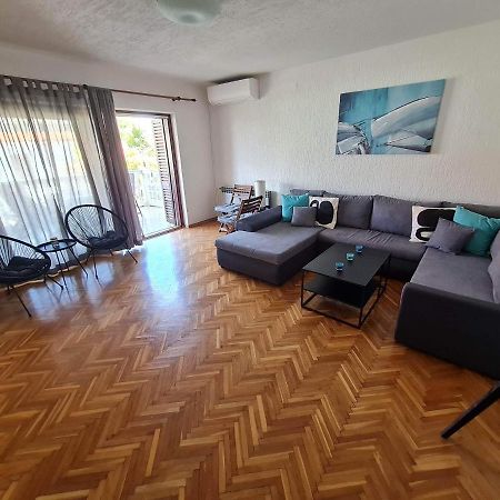 Apartmant Ivan Malinska Buitenkant foto
