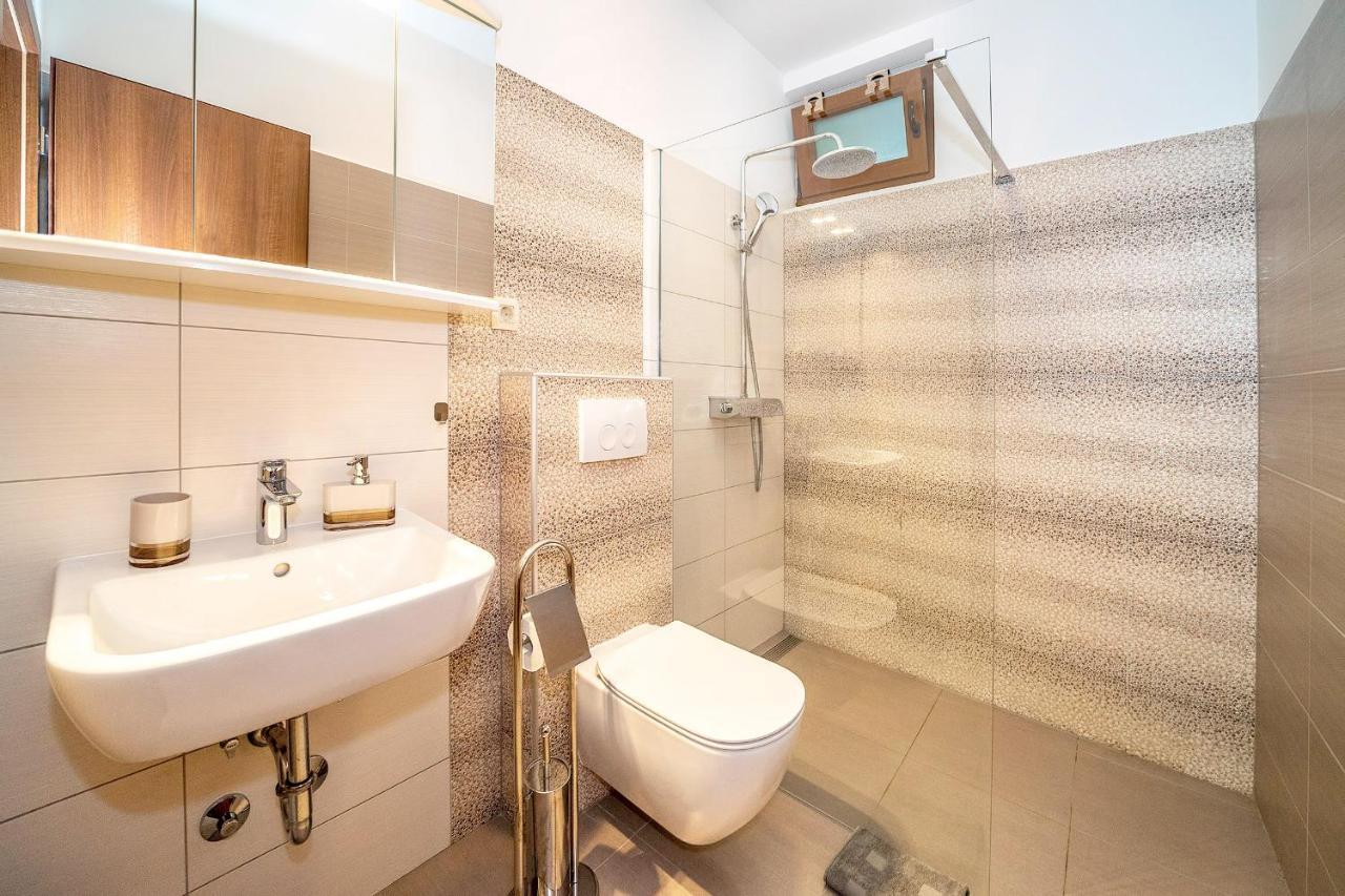 Apartmant Ivan Malinska Buitenkant foto