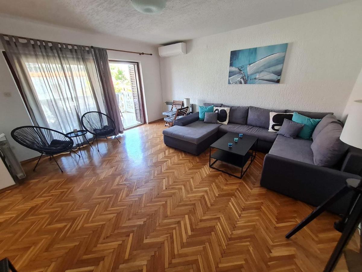 Apartmant Ivan Malinska Buitenkant foto